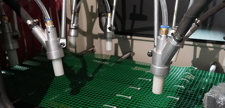 24枪往复输送式自动喷砂机（images 2）